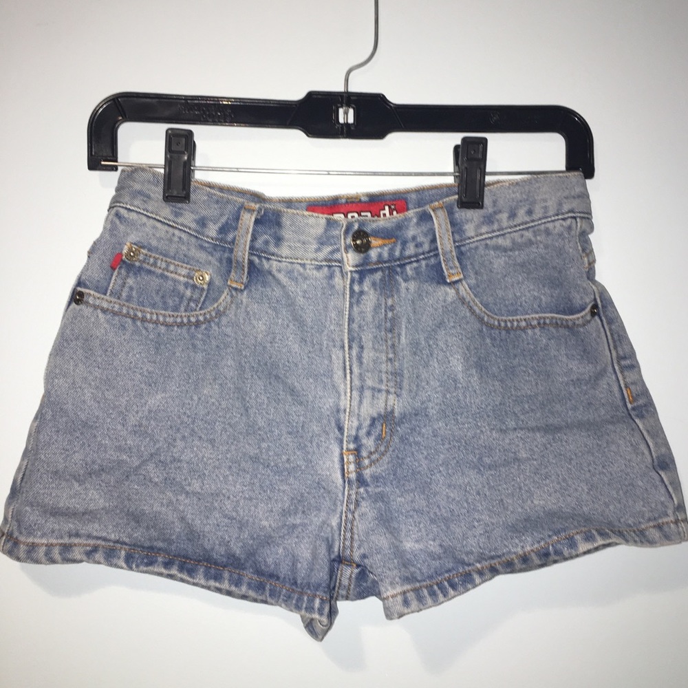 VINTAGE high waisted jean shorts